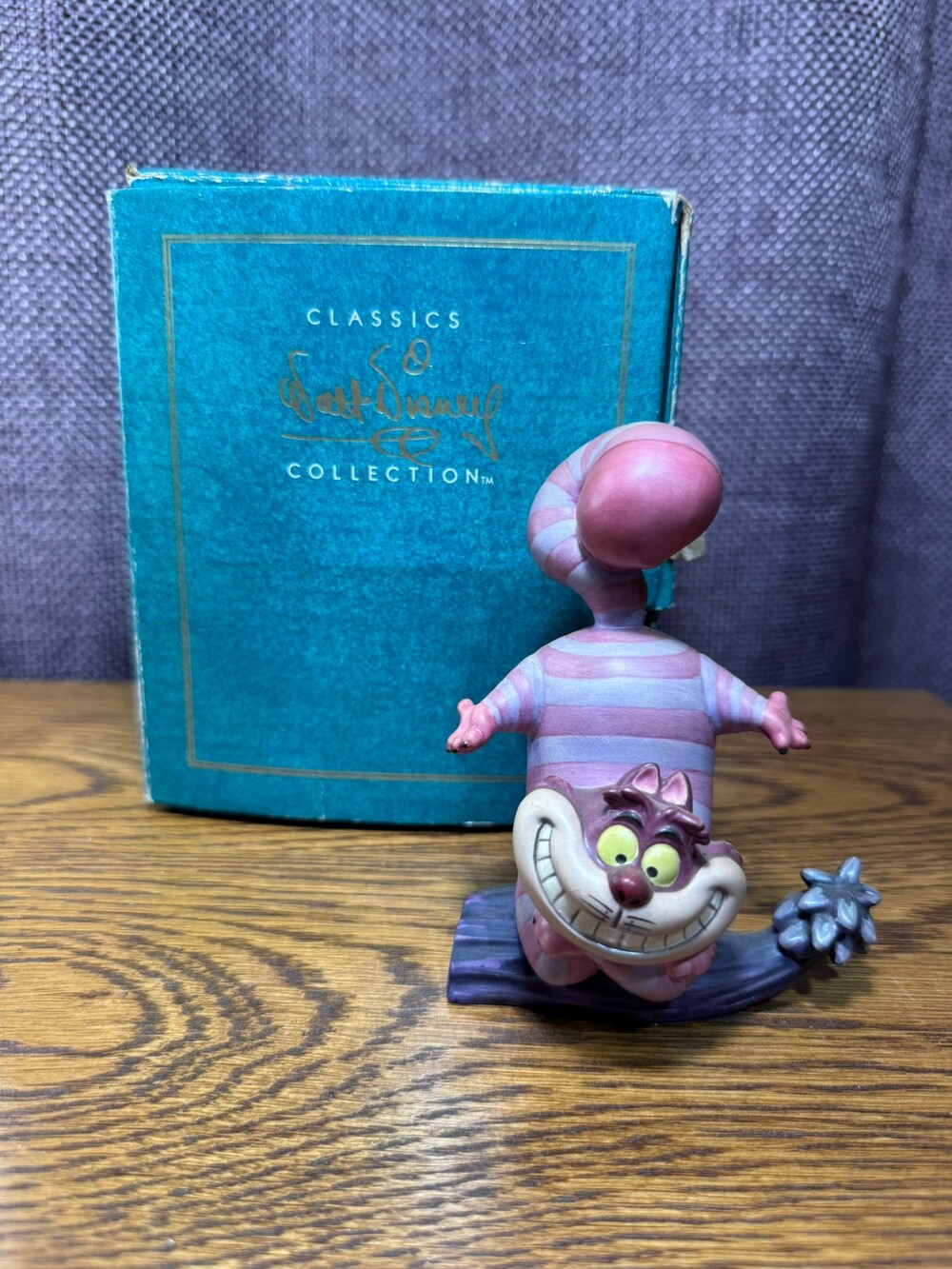 Alice in Wonderland "Twas Brillig" 1994 Membership Sculpture - Cheshire Cat